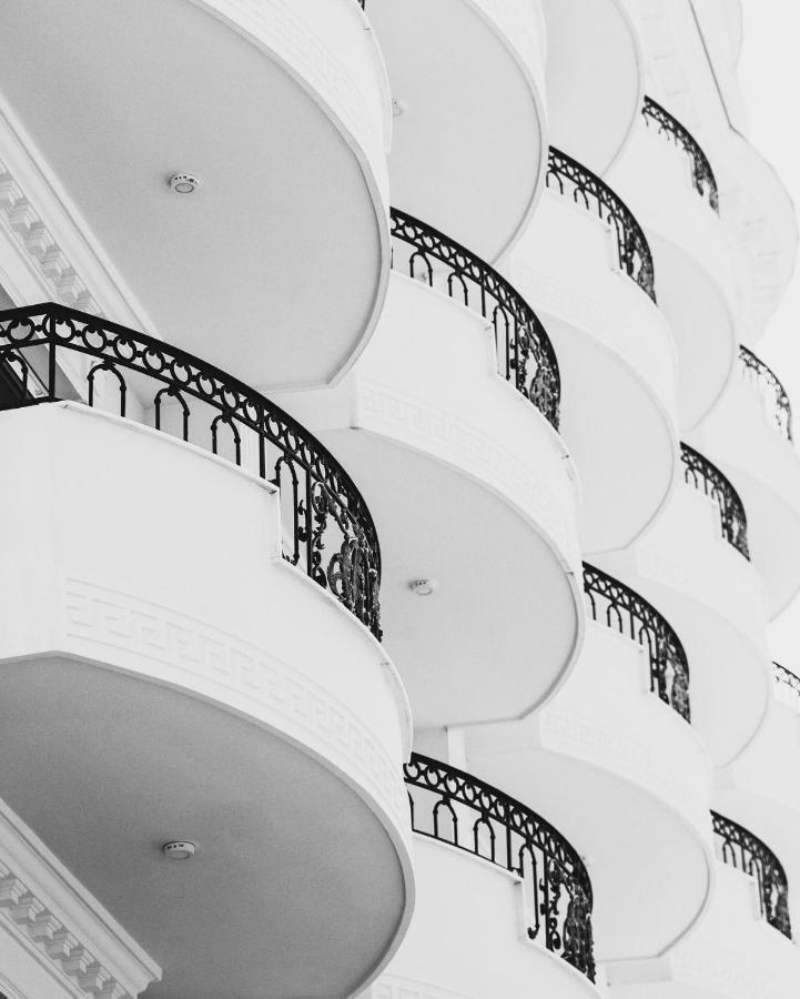 Hotel Empire Albania ドゥラス エクステリア 写真